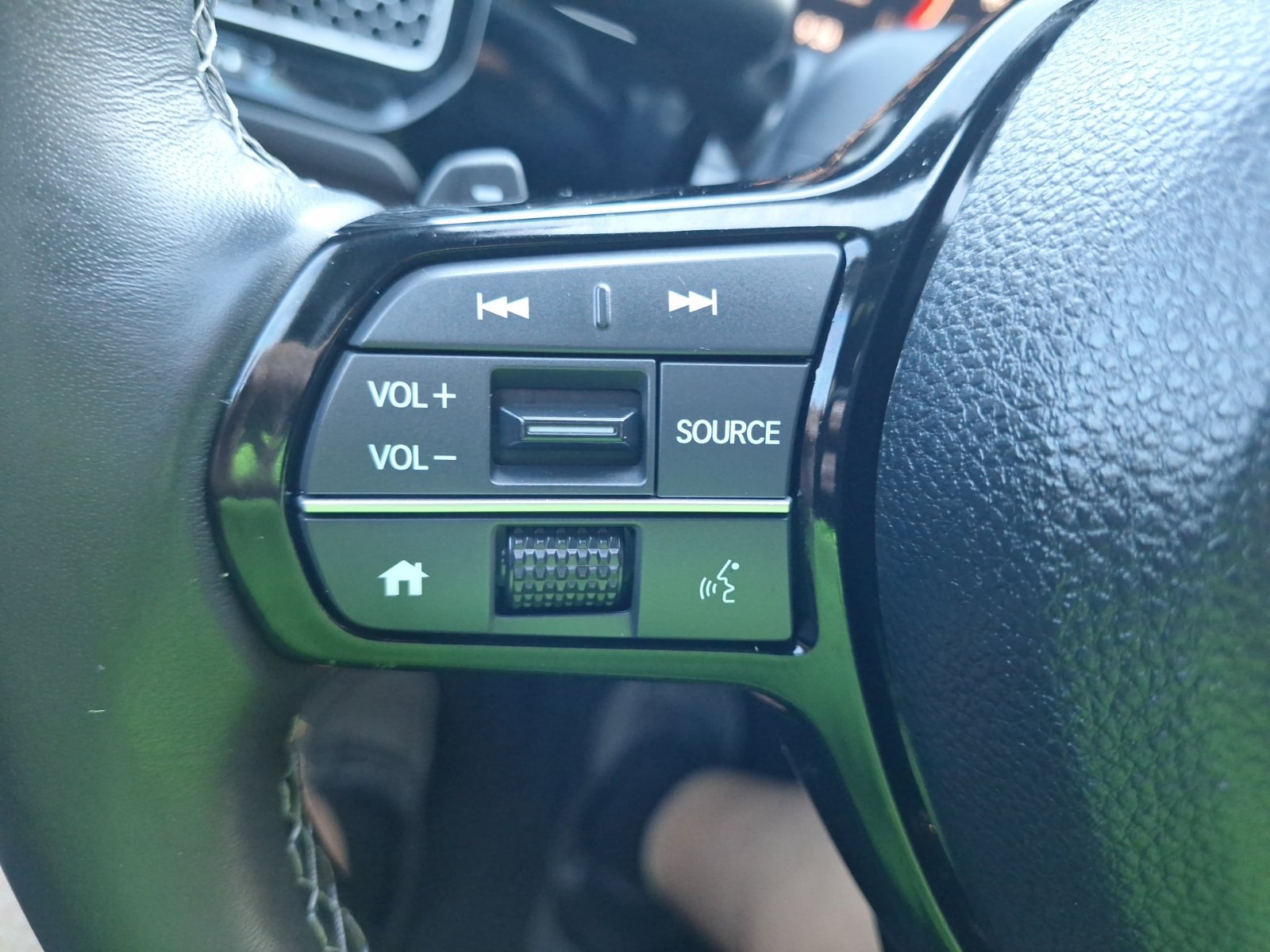 Used 2025 Honda Civic Sport image 21