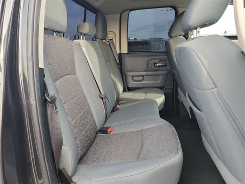 Used 2018 RAM 1500 Big Horn image 24