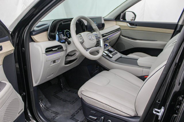 Used 2024 Hyundai Palisade Limited AWD/4WD image 10
