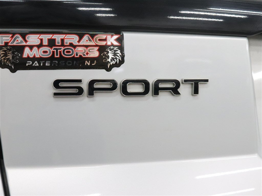 Used 2019 Land Rover Range Rover Sport HSE Dynamic AWD/4WD image 8
