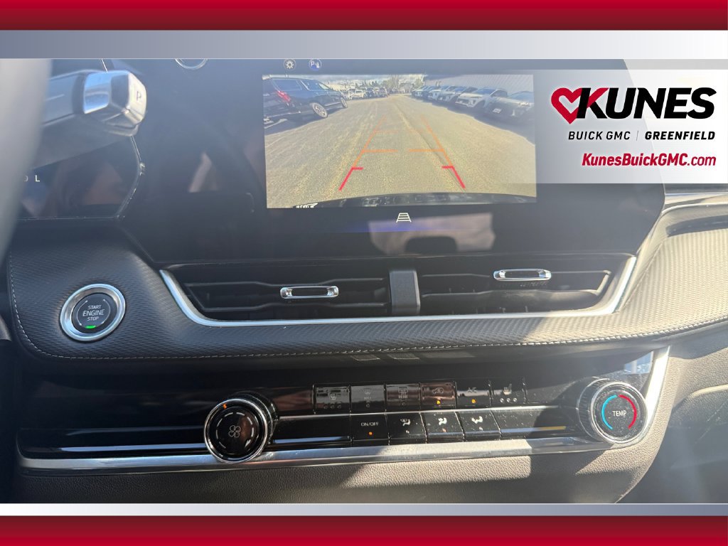 Used 2025 Chevrolet Equinox LT FWD image 22