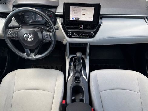 Certified 2024 Toyota Corolla Cross L image 3
