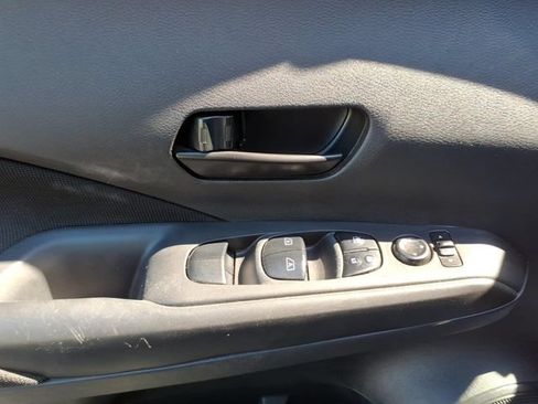Used 2024 Nissan Kicks S FWD image 11