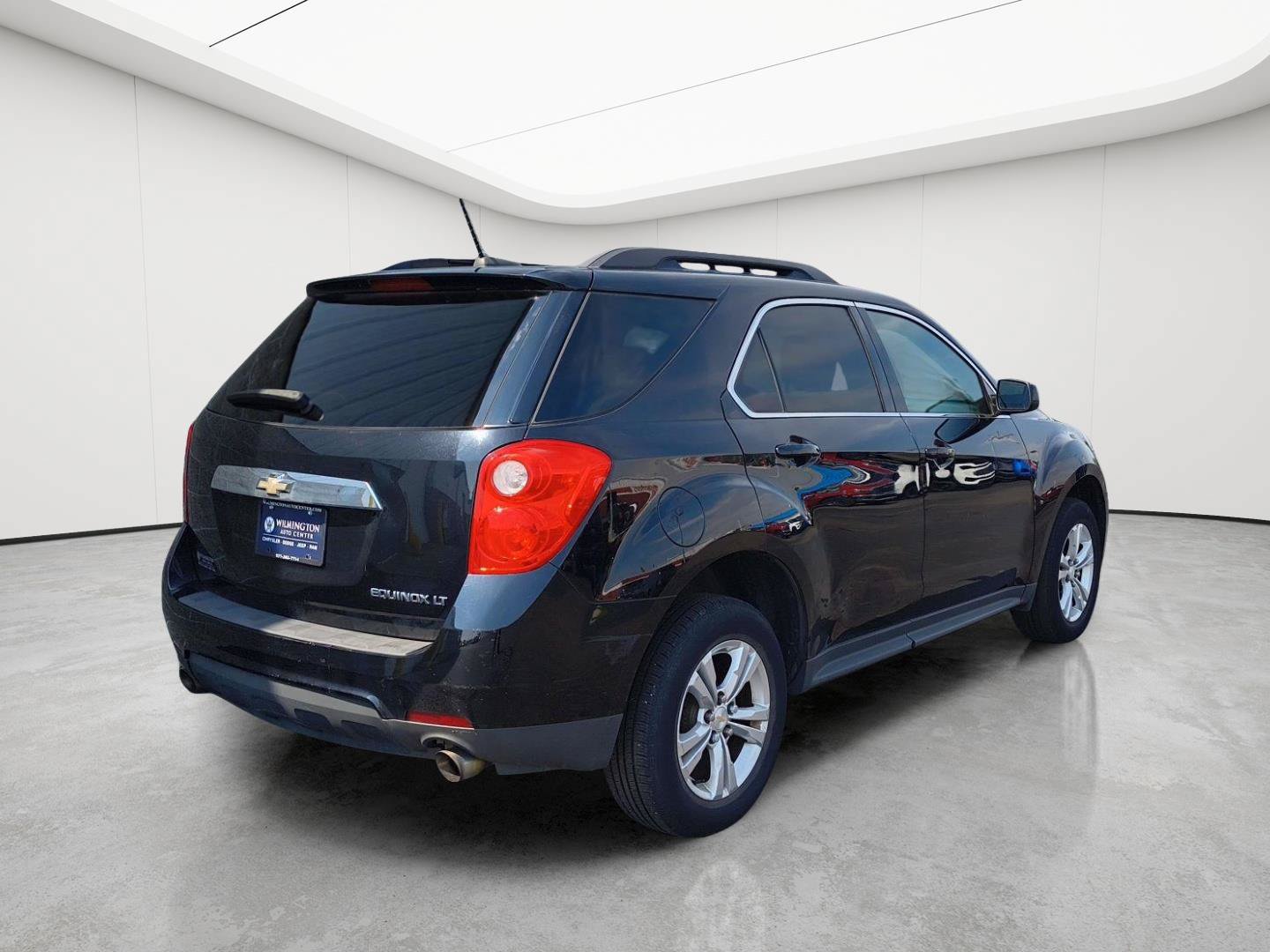 Used 2015 Chevrolet Equinox LT w/ Driver Convenience Package FWD image 3