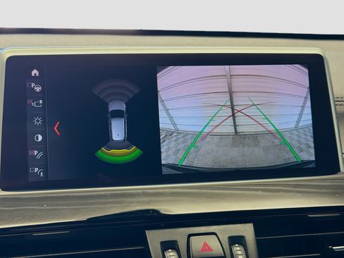 Used 2021 BMW X1 sDrive28i image 17