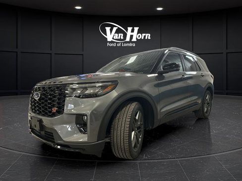 New 2026 Ford Explorer ST w/ Sun And Sound Package image 7