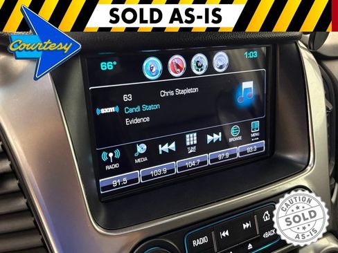 Used 2017 Chevrolet Suburban LT w/ Luxury Package RWD image 26