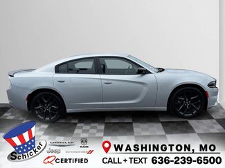 Used 2022 Dodge Charger SXT w/ Blacktop Package image 1