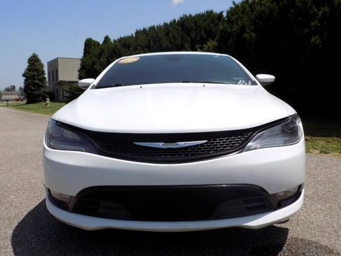 Used 2015 Chrysler 200 S w/ Navigation & Sound Group I image 2