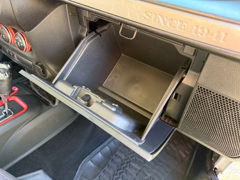 Used 2014 Jeep Wrangler Unlimited Sport image 49