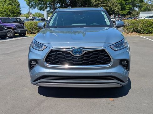 Used 2022 Toyota Highlander Platinum image 9