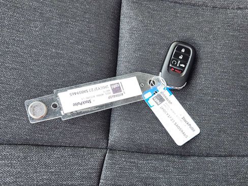 Used 2025 Honda Accord LX image 32