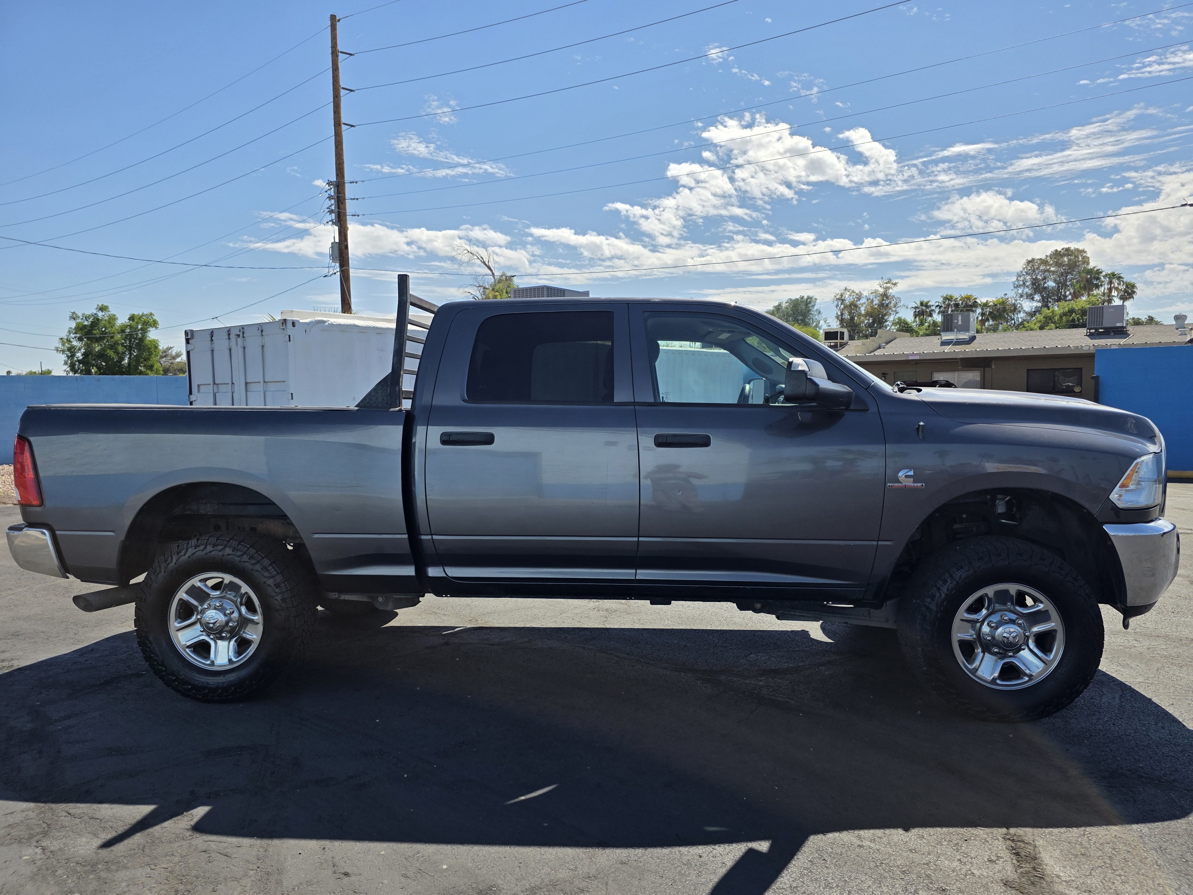 Used 2015 RAM 2500 Tradesman w/ Chrome Appearance Group AWD/4WD image 2