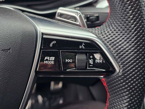 Used 2021 Audi RS 7 image 34