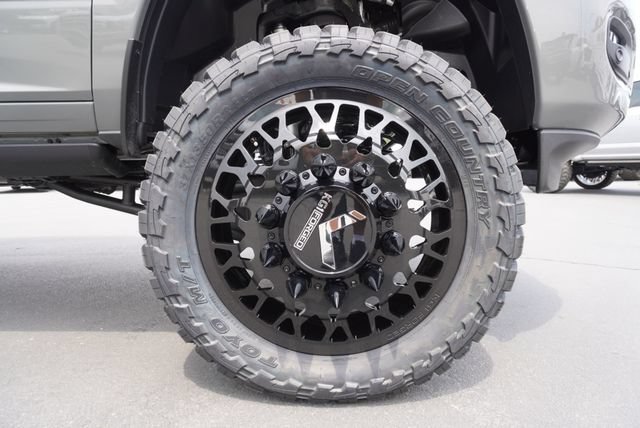 Used 2026 RAM 3500 Laramie AWD/4WD image 17