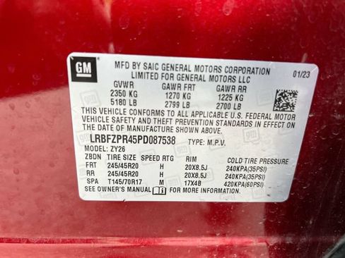 Used 2023 Buick Envision Essence w/ Sport Touring Package AWD/4WD image 33