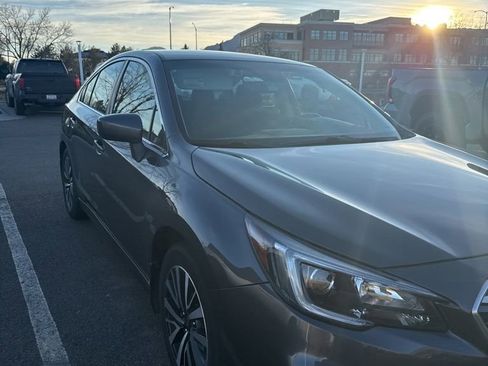 Used 2019 Subaru Legacy 2.5i Premium w/ Popular Package #2A image 2