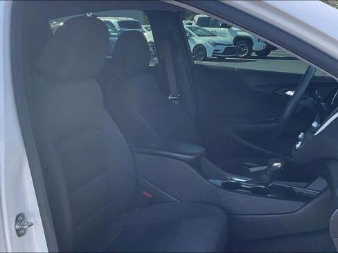Used 2023 Chevrolet Malibu LT image 7