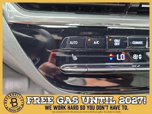 New 2026 Buick Envista Sport Touring FWD image 21
