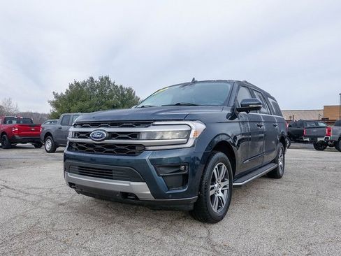 Used 2022 Ford Expedition Max XLT image 7