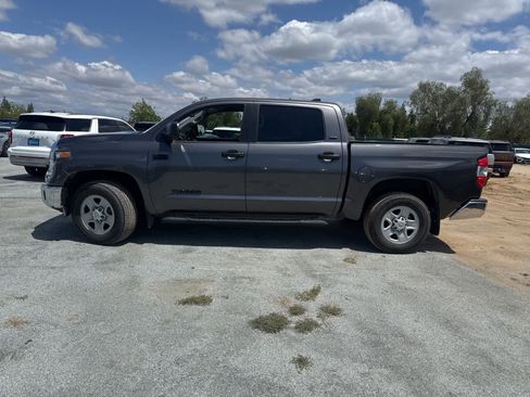 Used 2020 Toyota Tundra SR5 AWD/4WD image 8