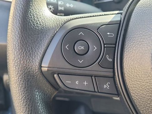 Used 2025 Toyota Corolla LE image 14