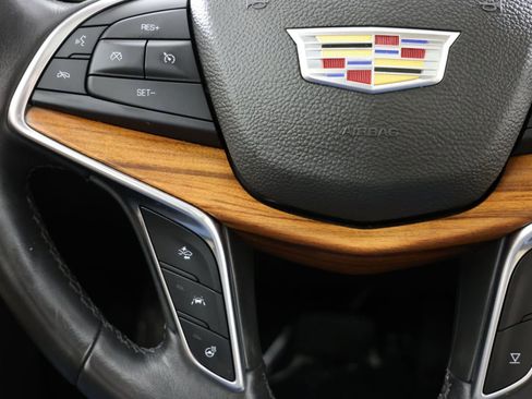 Used 2017 Cadillac XT5 Platinum image 26