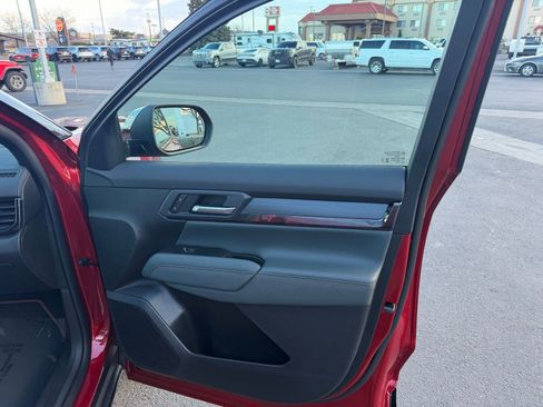 New 2026 GMC Terrain AT4 w/ Convenience Package III AWD/4WD image 10