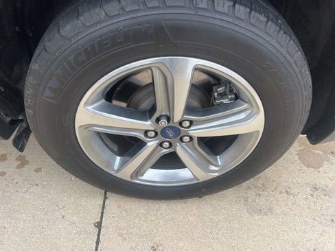 Used 2022 Ford Edge SEL w/ Convenience Package image 10