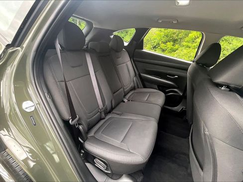 Used 2025 Hyundai Tucson SE FWD image 21