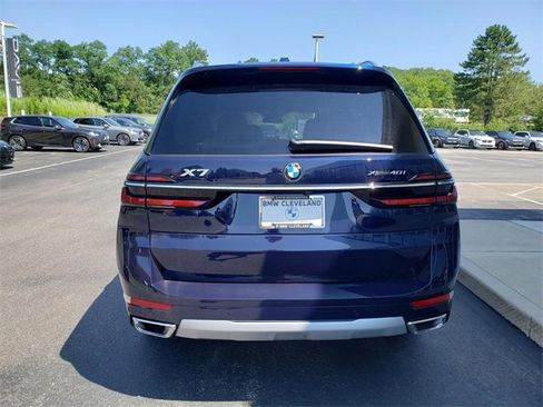 New 2026 BMW X7 xDrive40i w/ Premium Package image 6