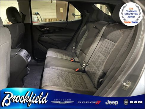 Used 2023 Chevrolet Equinox LT w/ Driver Convenience Package AWD/4WD image 17