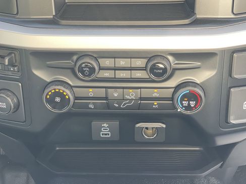 New 2024 Ford F450 XL w/ XL Chrome Package image 13