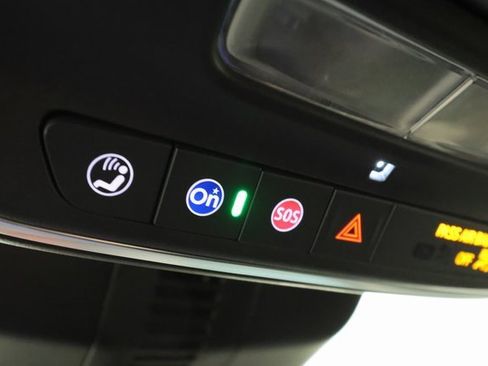 Certified 2025 Buick Enclave Avenir w/ Super Cruise Package image 19