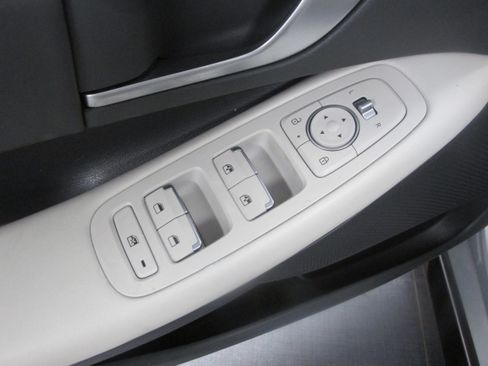 Used 2024 Hyundai Sonata SEL FWD image 26