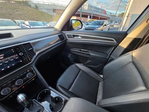 Used 2019 Volkswagen Atlas SEL R-Line image 26