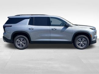 New 2026 Chevrolet Traverse LT w/ Driver Confidence Package video 2