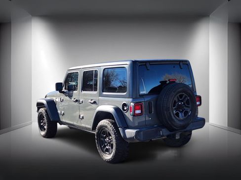Used 2018 Jeep Wrangler Unlimited Sport image 3