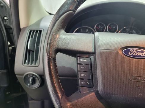 Used 2010 Ford Edge SEL image 25