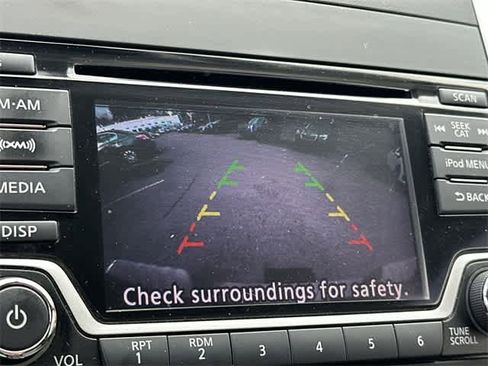 Used 2017 Nissan Frontier SV w/ SV Value Truck Package image 11