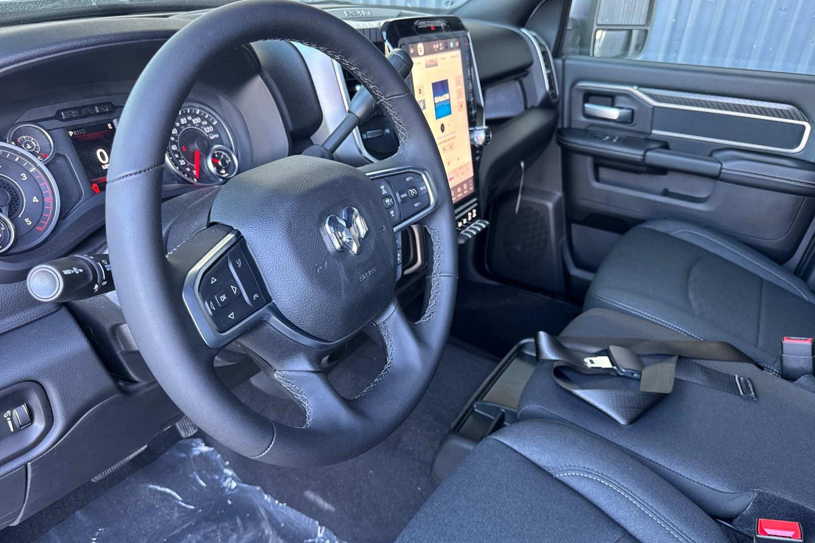 New 2026 RAM 3500 Big Horn AWD/4WD image 9