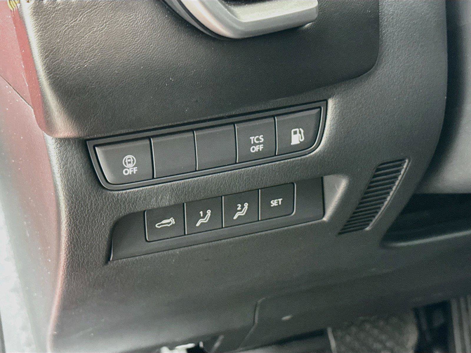 Used 2025 MAZDA CX-50 AWD 2.5 Hybrid w/ Weather Package image 16