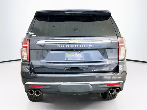 Used 2023 Chevrolet Suburban Premier image 7