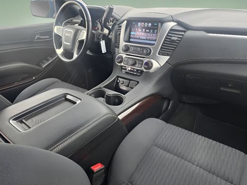 Used 2018 GMC Yukon SLE image 28