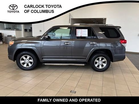 Used 2011 Toyota 4Runner SR5 w/ Premium Pkg w/Leather AWD/4WD image 3