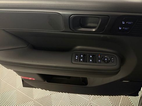 Used 2025 Hyundai Santa Fe Calligraphy AWD/4WD image 27