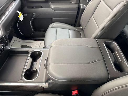 New 2026 Chevrolet Silverado 2500 LTZ w/ LTZ Convenience Package image 36