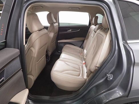 Used 2023 Lincoln Nautilus AWD w/ Premium Package image 24