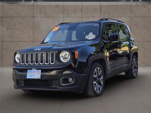 Used 2015 Jeep Renegade Latitude w/ Popular Equipment Group FWD image 2