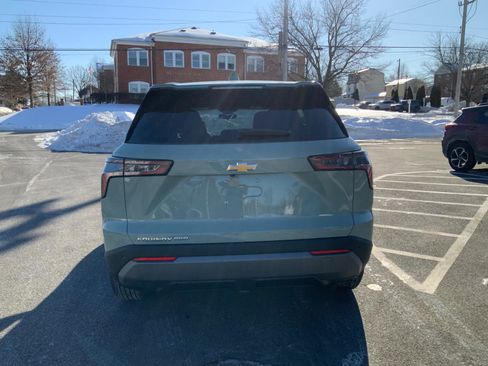 New 2026 Chevrolet Equinox LT image 2